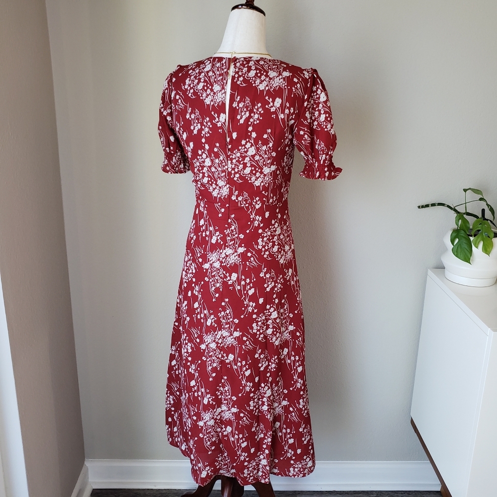 Red Floral Smocked Puff Sleeve Midi Dress - Picture 4 of 15